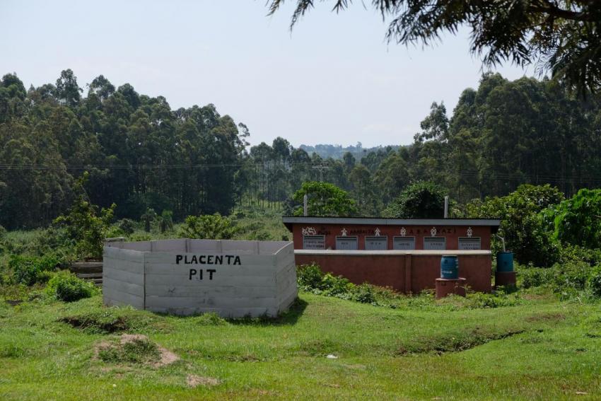 Placenta pit at health care facility
