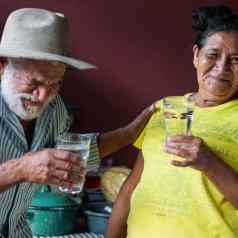 Oswaldo Urquía and his wife, Granadillo, San Pedro de Tutule, La Paz, Honduras. © Elias Assaf for IRC