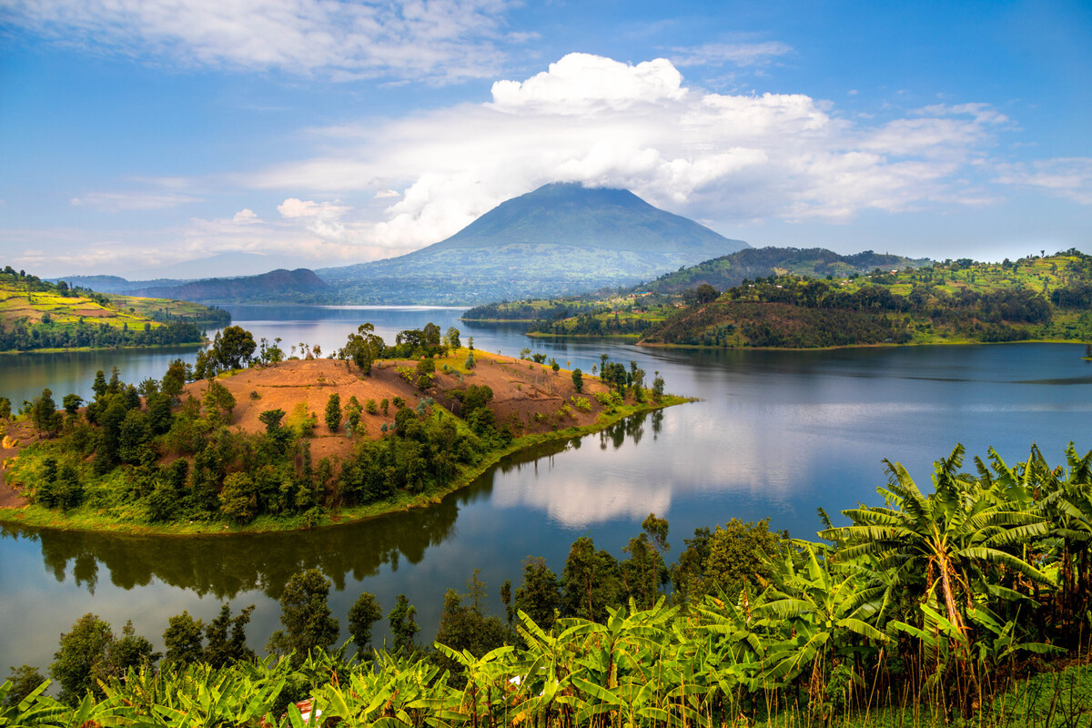 Lake Kivu, Photo Credit: IWA